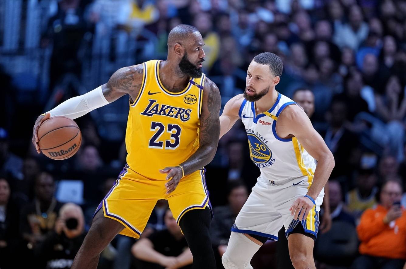 开云体育入口-包含NBA战术革新取得奇效，引发战术热潮的词条