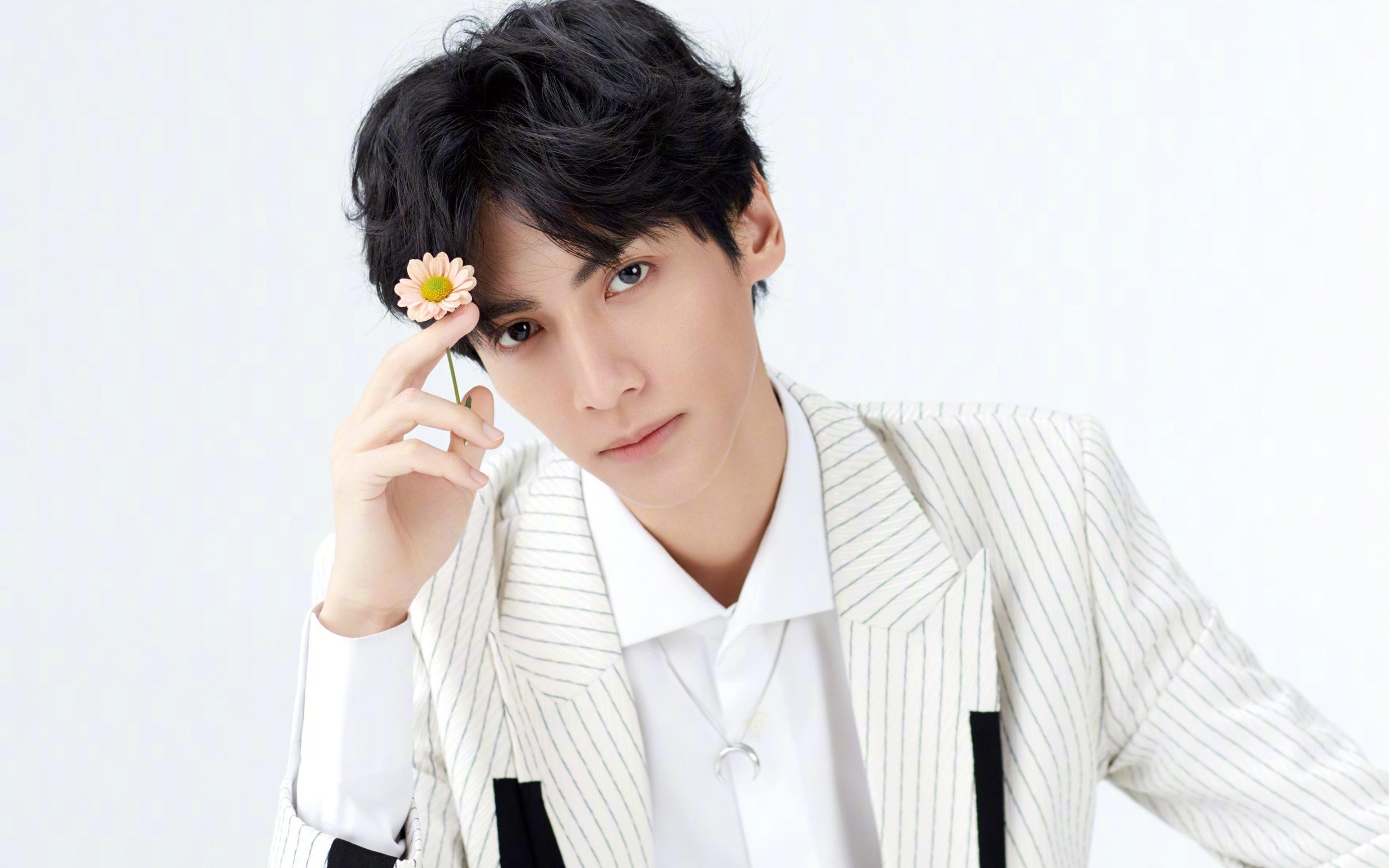 神话终结之夜,无名英雄拉亚三拒点球,让足球回归纯粹