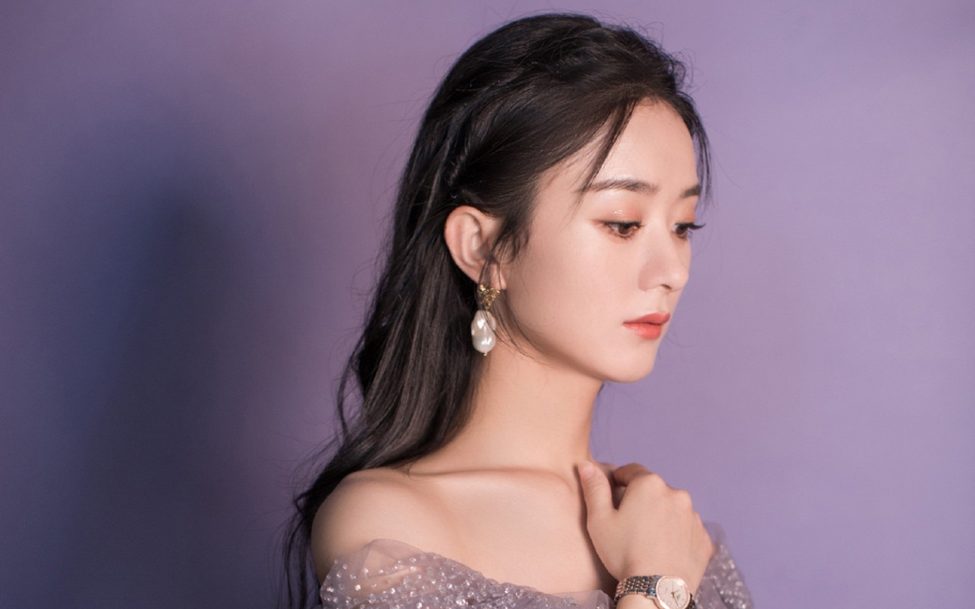 双星闪耀夜，当安菲尔德歌声汇入F1引擎的轰鸣