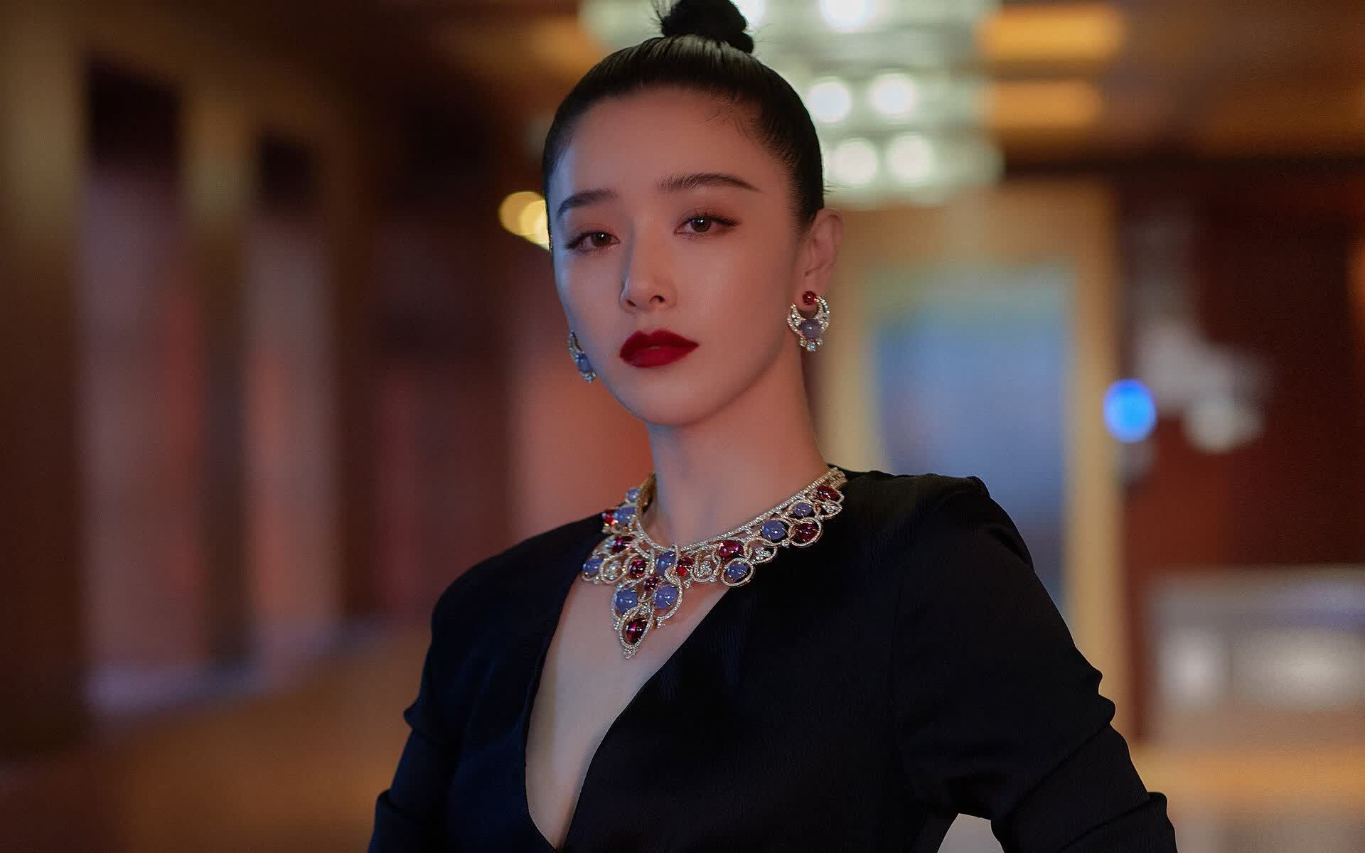逆境突围,2026世界杯B组关键战,日本不屈之蓝绝地反击,萨卡一剑封喉险胜意大利